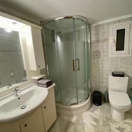 Thalassa - Modern In With Garden Holiday home Epanomi