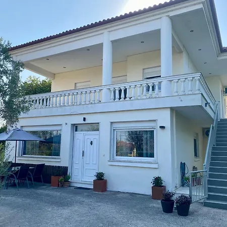 Thalassa - Modern In With Garden Holiday home Epanomi